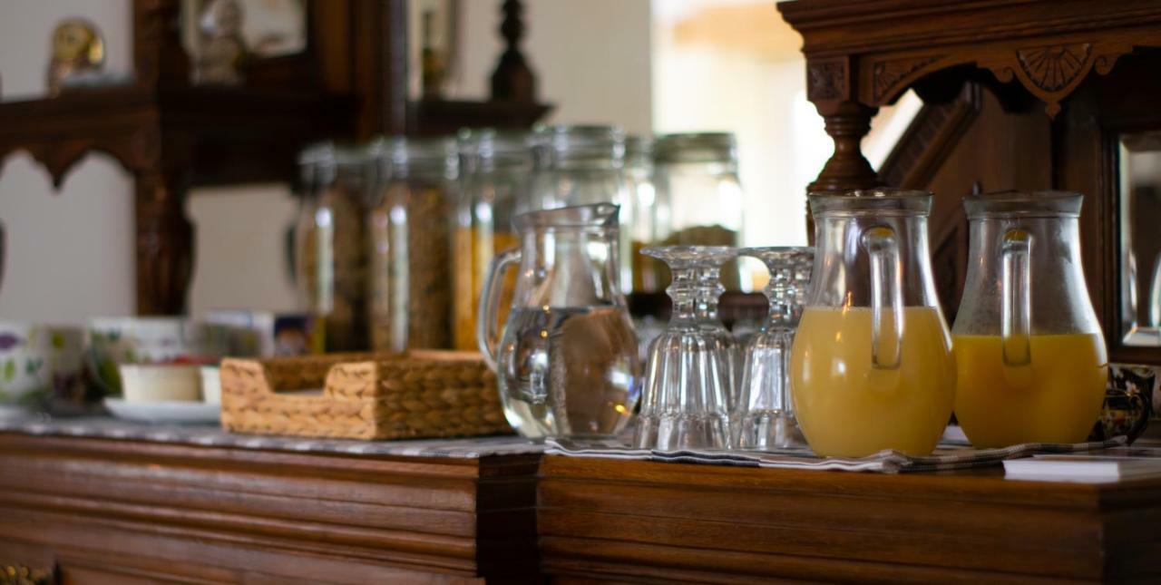 Pontyclerc Farm House Bed And Breakfast Ammanford Extérieur photo